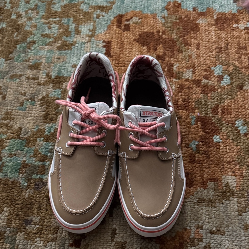 Sailors Women's Tan and Pink Sneakers